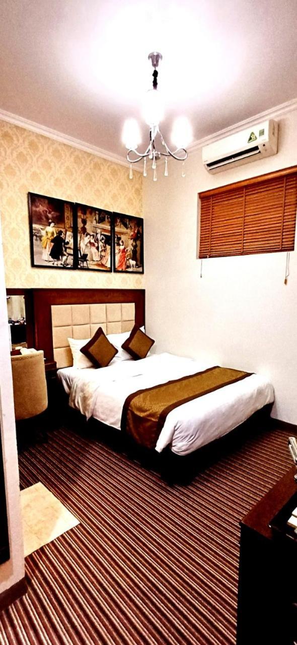 Center Hotel Bac Ninh Bagian luar foto
