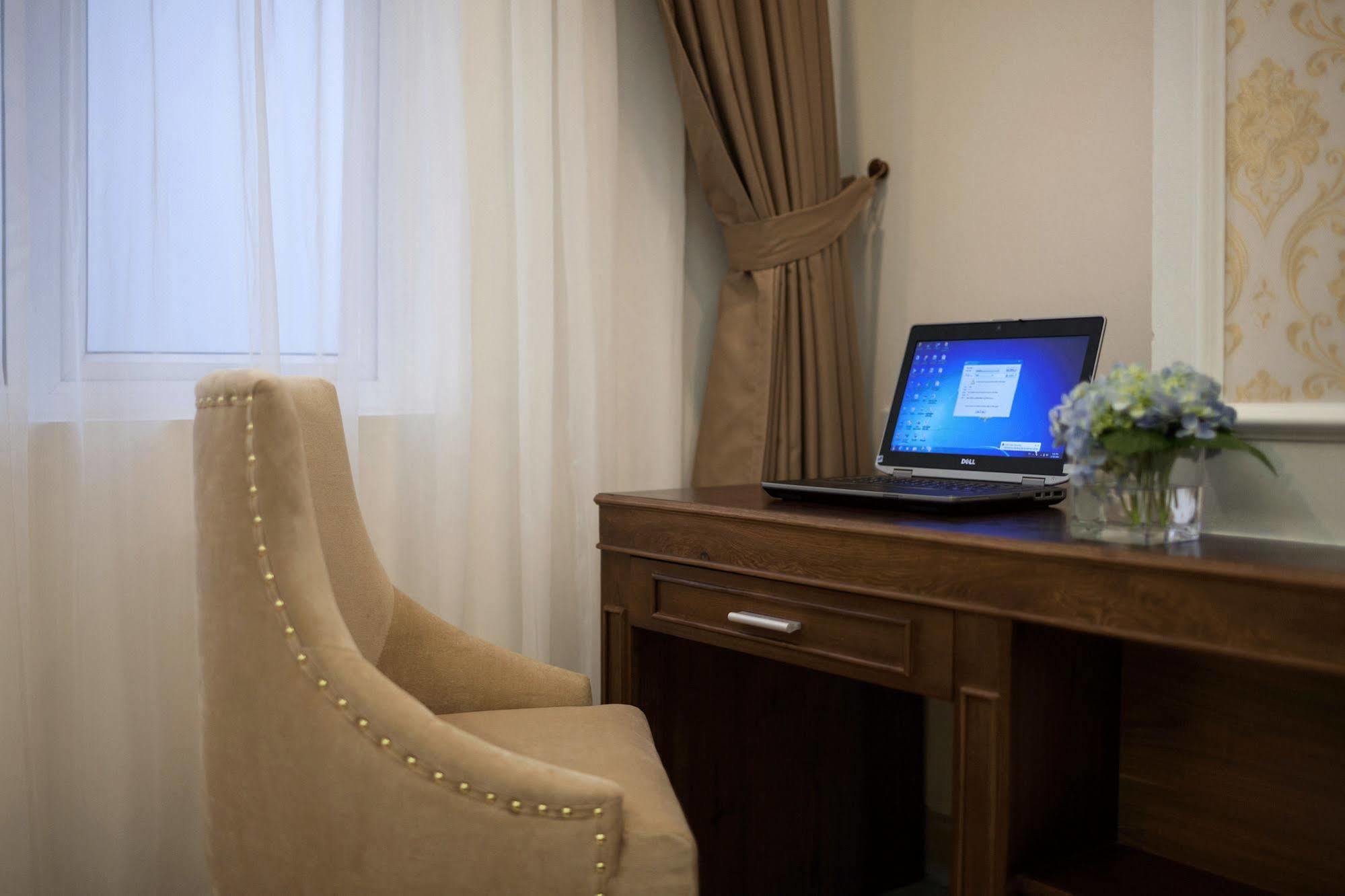 Center Hotel Bac Ninh Bagian luar foto